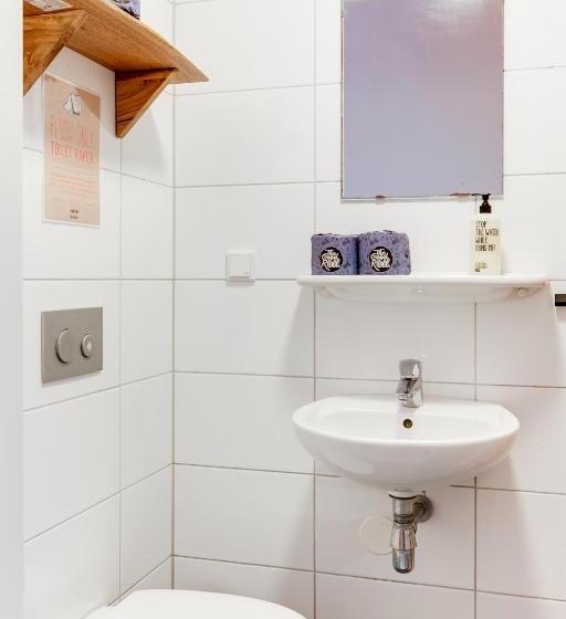 اتاق رویال, Clinkcoco