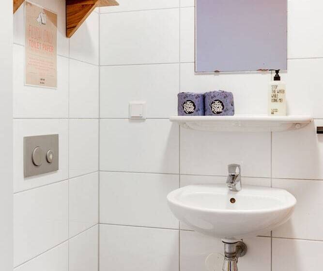 اتاق استاندارد, Clinkcoco