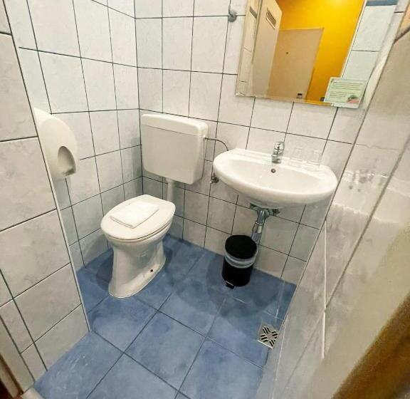 اتاق استاندارد یک نفره, Do Step Inn Home   Hotel & Hostel