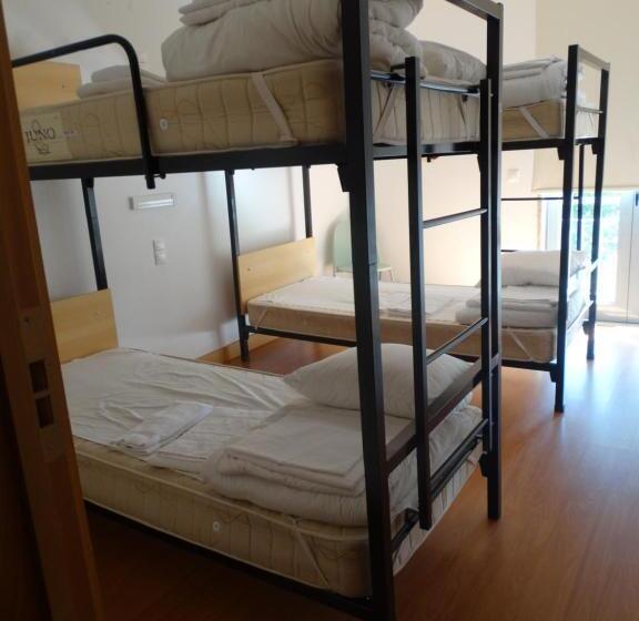 Четырехместный Номер Стандарт, Hi Melgaço   Pousada De Juventude   Hostel