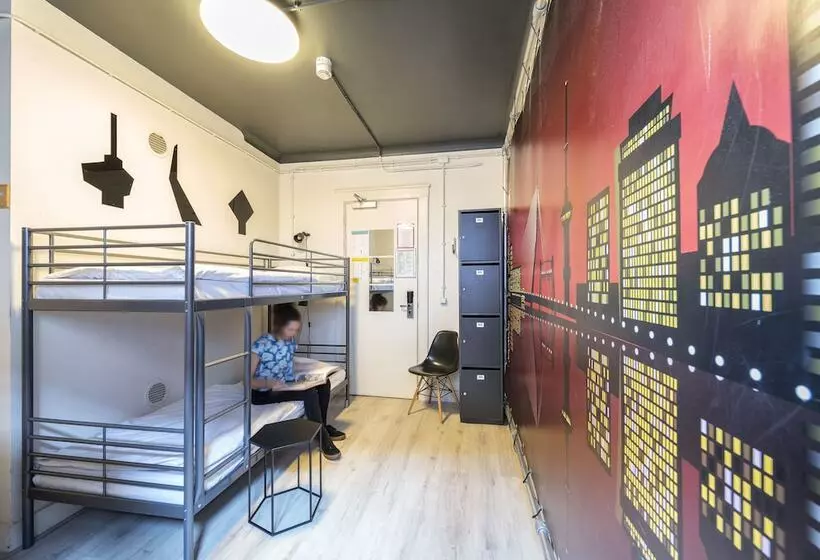 تختخواب در اتاق مشترک, Hostel Rotterdam