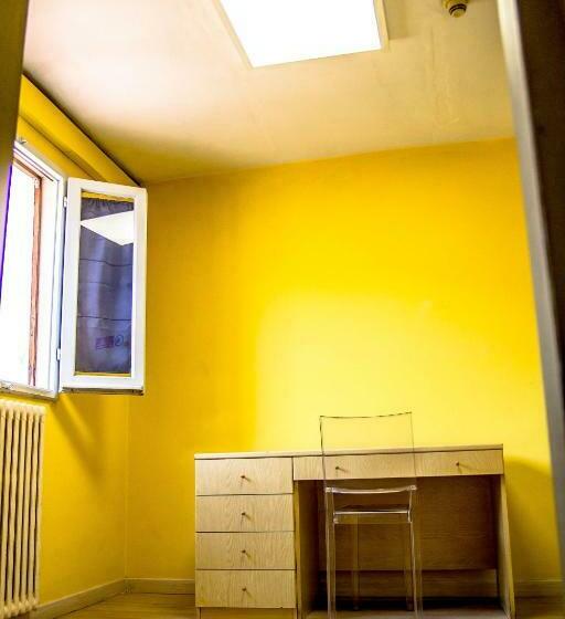 اتاق استاندارد, Hostel Santa Monaca