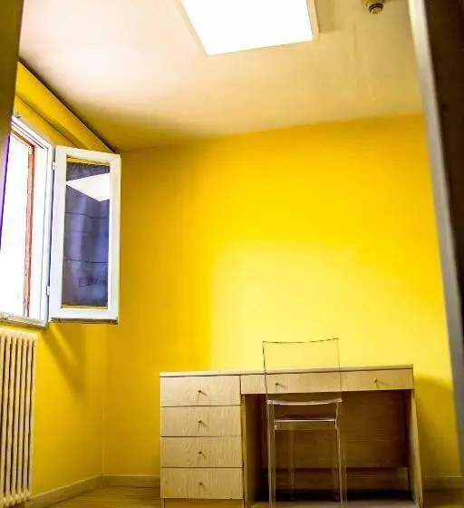 اتاق استاندارد, Hostel Santa Monaca