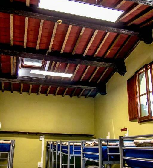 تختخواب در اتاق مشترک, Hostel Santa Monaca