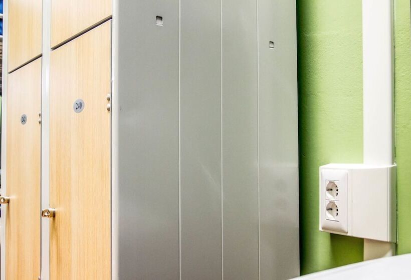 تختخواب در اتاق مشترک, Hostel Santa Monaca