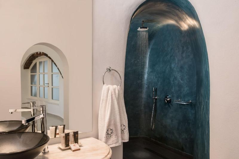 Villa 3 Chambres avec Piscine, Anteliz Suites