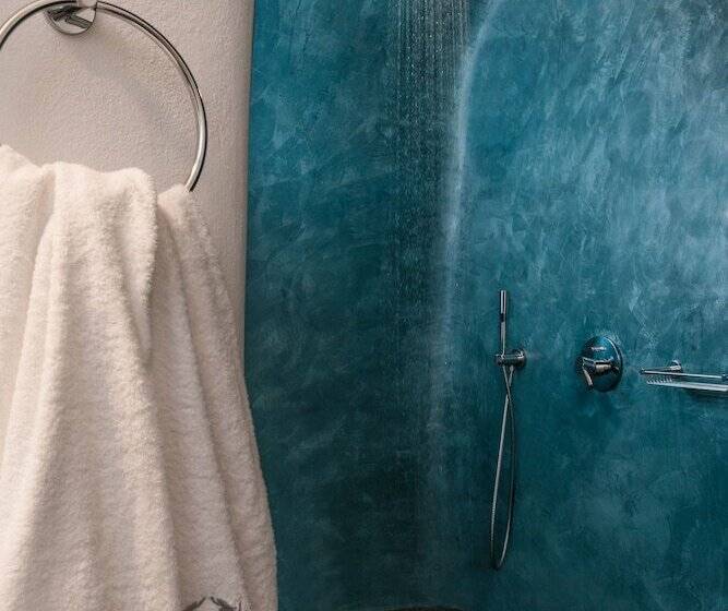 ویلا دلوکس 3 خوابه, Anteliz Suites