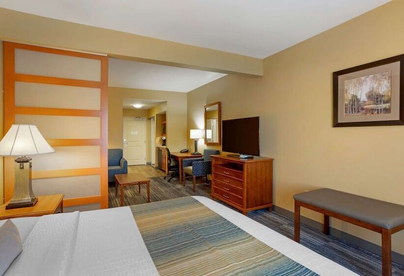 سوییت, Best Western Plus University Park Inn & Suites