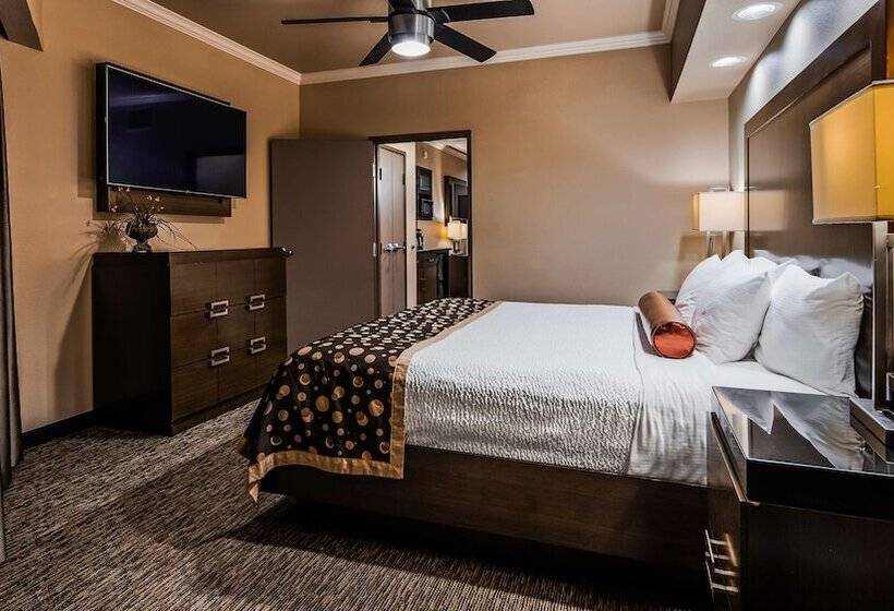 Люкс, Best Western Premier Crown Chase Inn & Suites