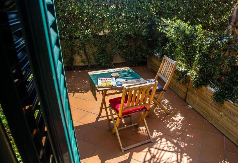 חדר דלוקס עם מרפסת טרסה, Casas Novas Guesthouse   Adults Only