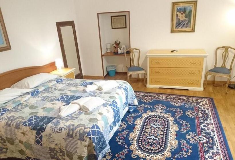 اتاق استاندارد, Il Pitti  Soggiorno