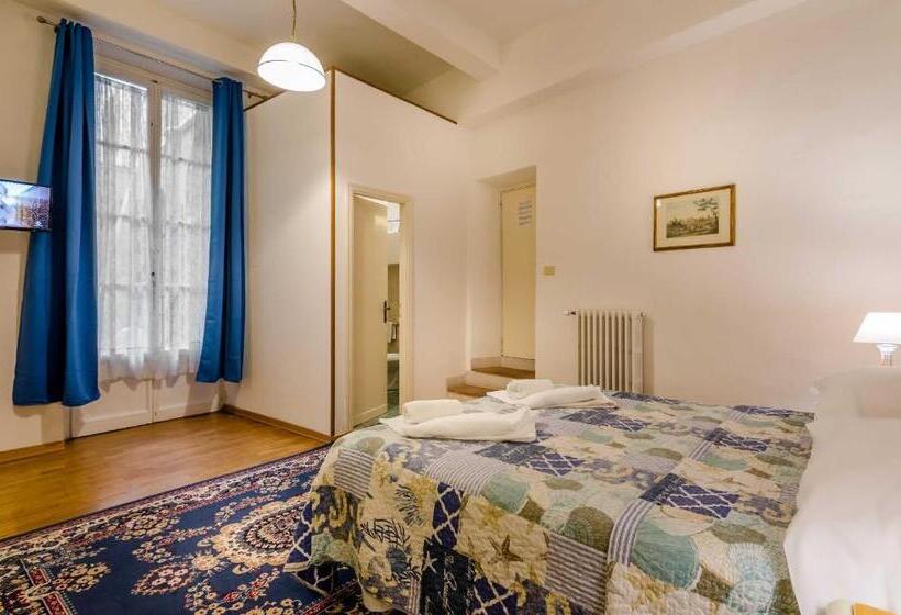 اتاق استاندارد, Il Pitti  Soggiorno