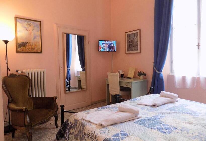 اتاق استاندارد, Il Pitti  Soggiorno