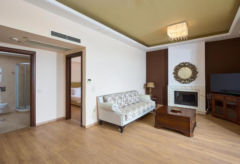 جناح, Mediterranean Princess  Adults Only