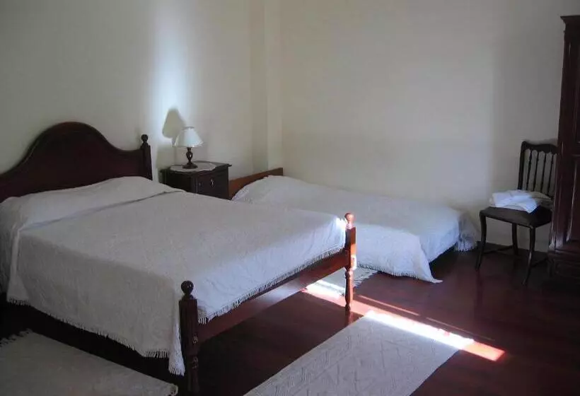 اتاق استاندارد سه نفره, Pensao Residencial Mirasol