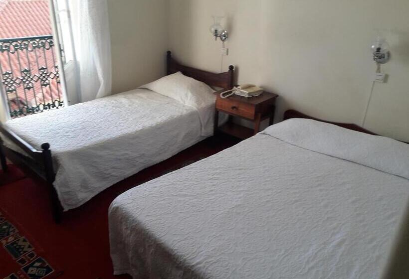 스탠다드 트리플 룸, Pensao Residencial Mirasol