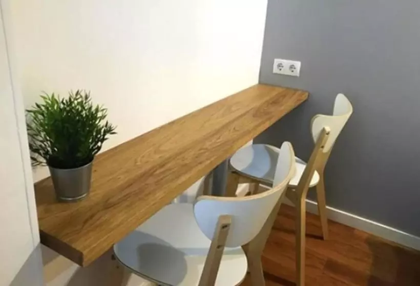 اتاق استاندارد با سرویس بهداشتی مشترک, Paraiso Hostel