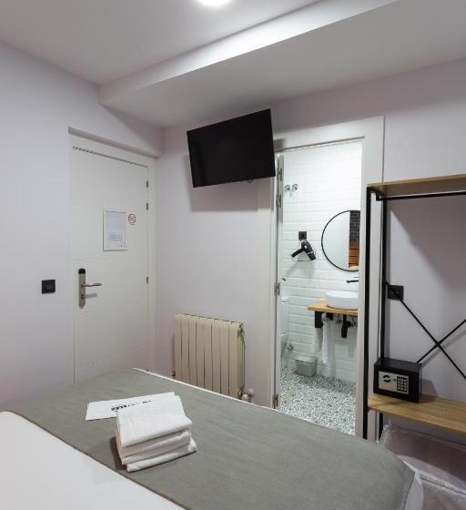 Номер Стандарт Индивидуальный, Casual Mardones