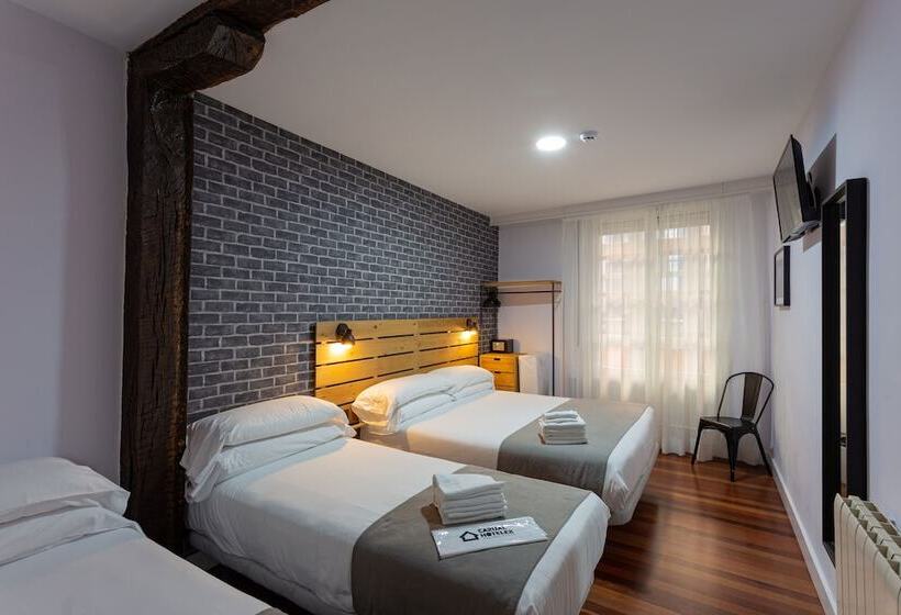 Семейный Номер, Casual Mardones