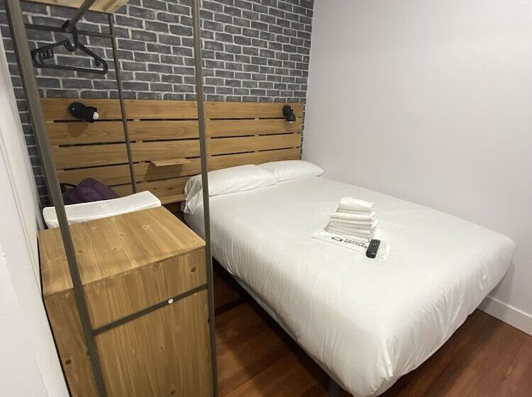 Номер Стандарт Индивидуальный, Casual Mardones