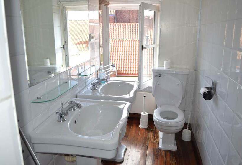 스탠다드 룸, St Christopher S Inn Hostel At The Bauhaus