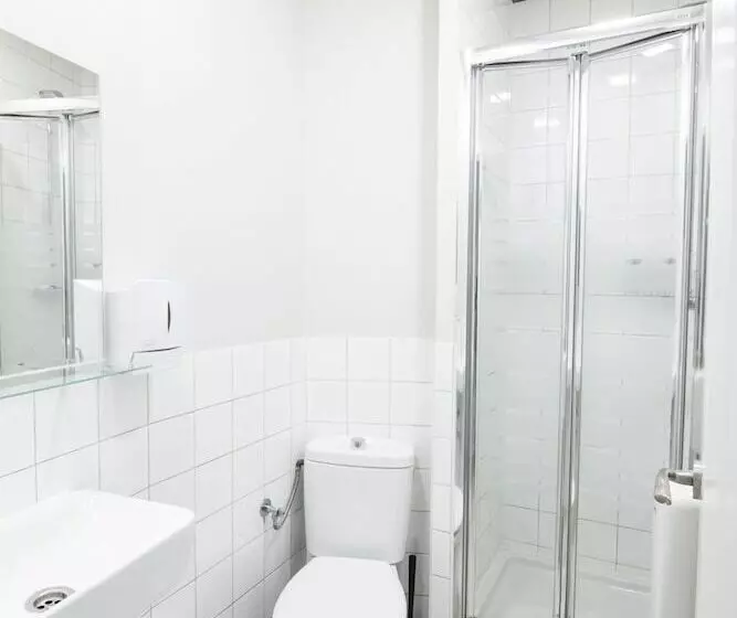 تختخواب در اتاق مشترک, Way Hostel Madrid