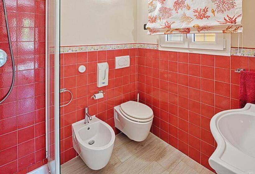 דירת חדר נוף לגינה, Casa Vacanze Nel Giardino Di Renzo