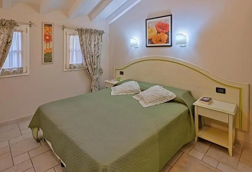 آپارتمان 1 خوابه همکف, Casa Vacanze Nel Giardino Di Renzo   Mareri Apartments