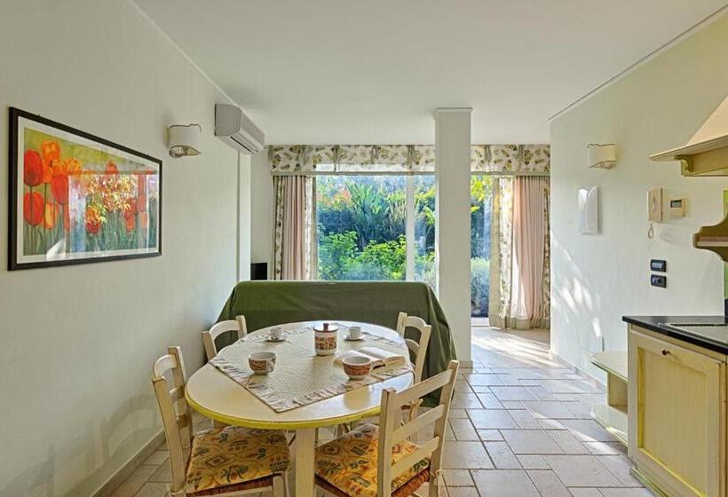 דירת חדר בקומת קרקע, Casa Vacanze Nel Giardino Di Renzo