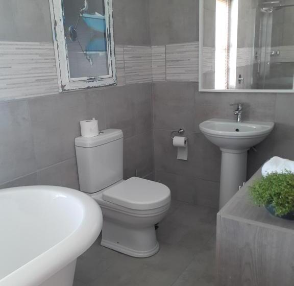 غرفة ديلوكس, Adderley House Guest Accommodation