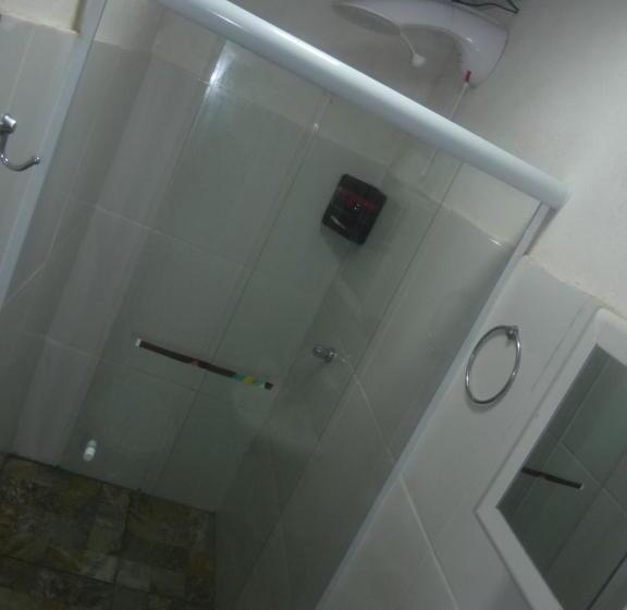 اتاق خانوادگی, Angra Suítes Em Família