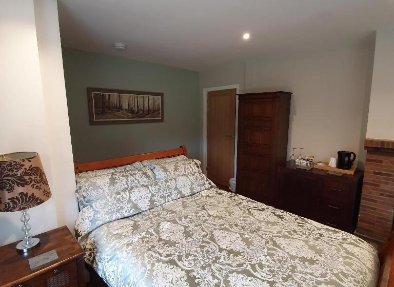 Standard-huone Puutarhanäkymä, Wood Rising