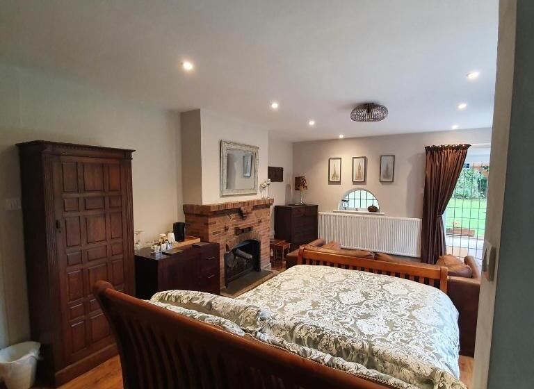 Standard-huone Puutarhanäkymä, Wood Rising