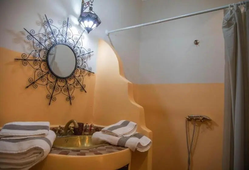 اتاق استاندارد, New Bahia