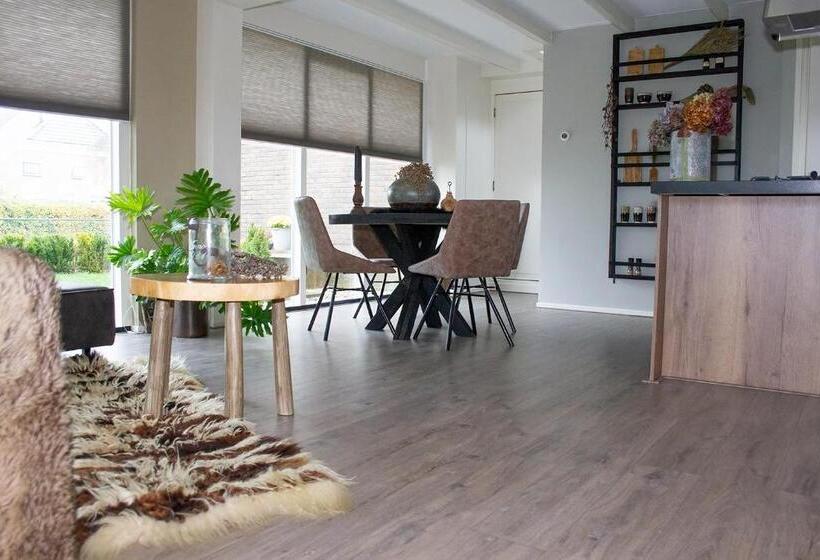 스탠다드 룸 가든 전망, Bed En Breakfast The Wooden Wall