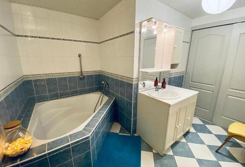 Дом 2 Спальни, Domaine De La Source