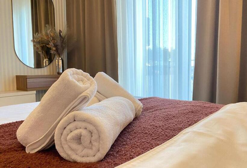 バルコニー付きデラックスルーム, Coolkush Boutique