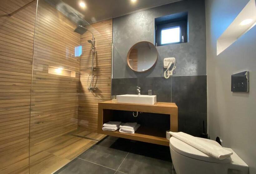 اتاق لوکس, Coolkush Boutique