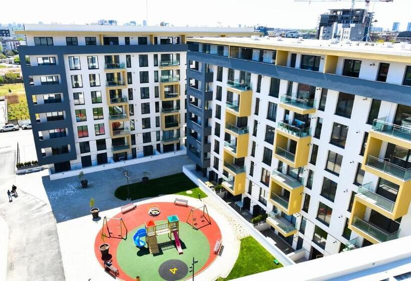 带1个卧室的带阳台的公寓, Northapartments