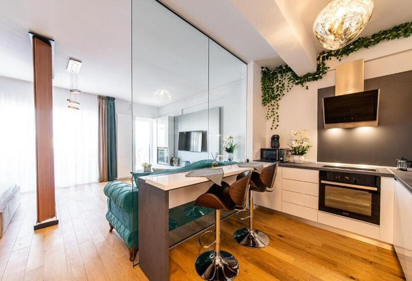 高级工作室, Northapartments