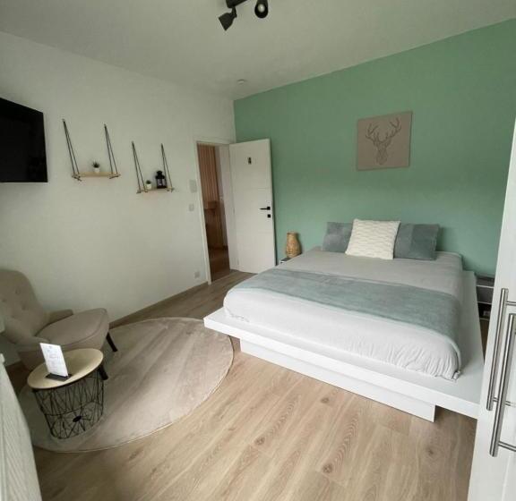 اتاق استاندارد با چشمانداز کوهستان, Le Revella