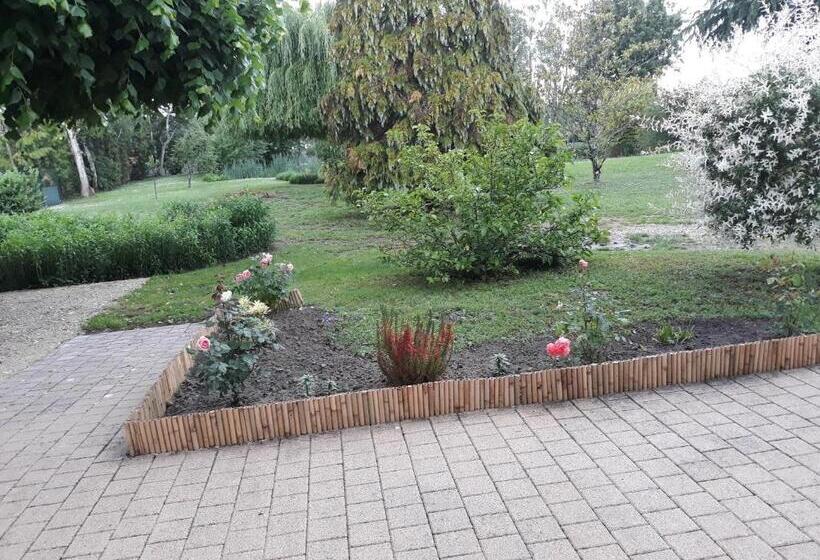 בית, חדר שינה 1, Les Roseaux A La Campagne Au Centre Des Chateaux De La Loire