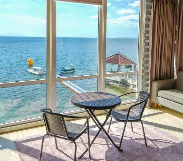 オーシャンビュースーペリアースイート, Destino Beach Resort And