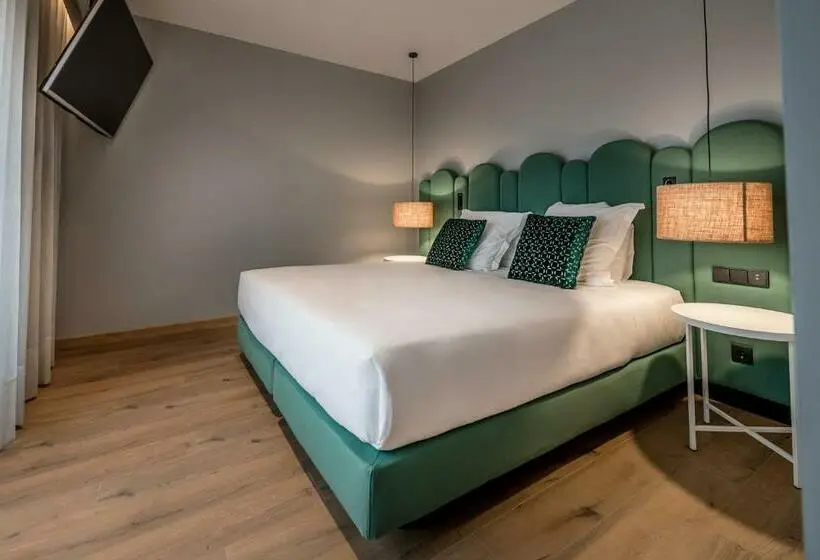 اتاق پرستیژ, Mercure Lugo Centro