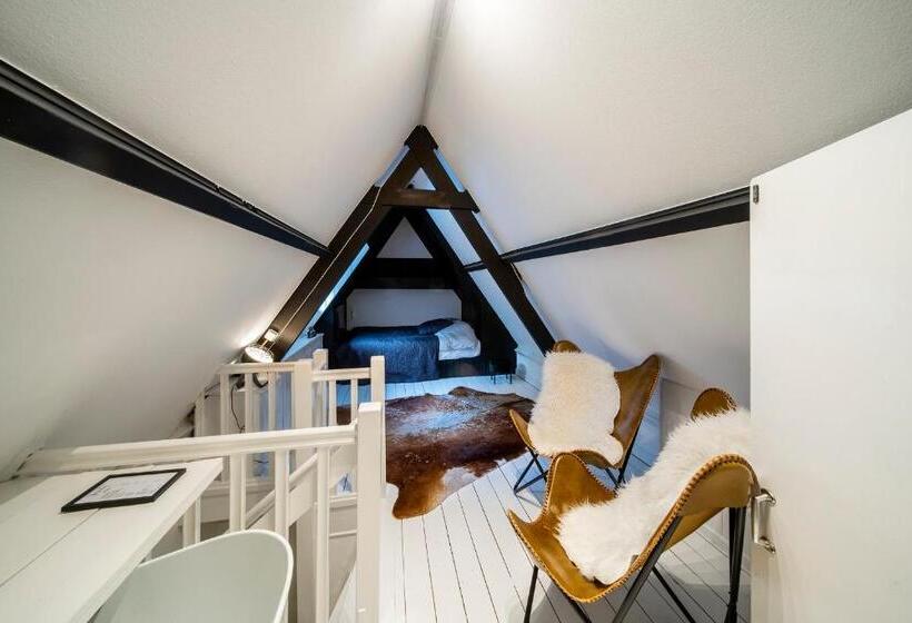 סוויטה משפחתית, Hush Bed & Breakfast