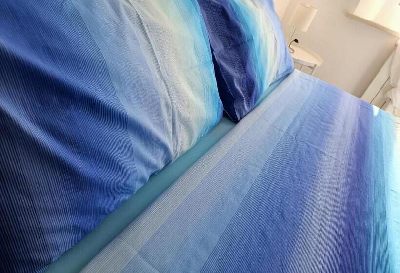 バス共有のスタンダードルーム, Raffaello