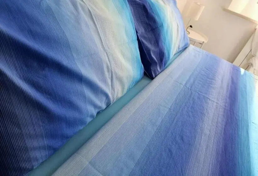 Quarto Estandar Banheiro Compartilhado, Raffaello