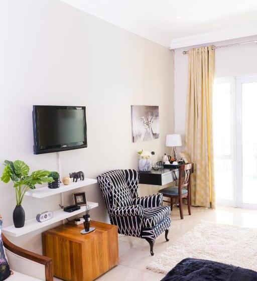 豪华房间, The Houghton Villa