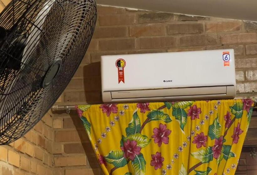 Семейный Номер, Pousada São Jorge Sinta Se Em Casa 1 Minuto A Pé Da Praia Localizada Na Principal Av Da Praia Café D