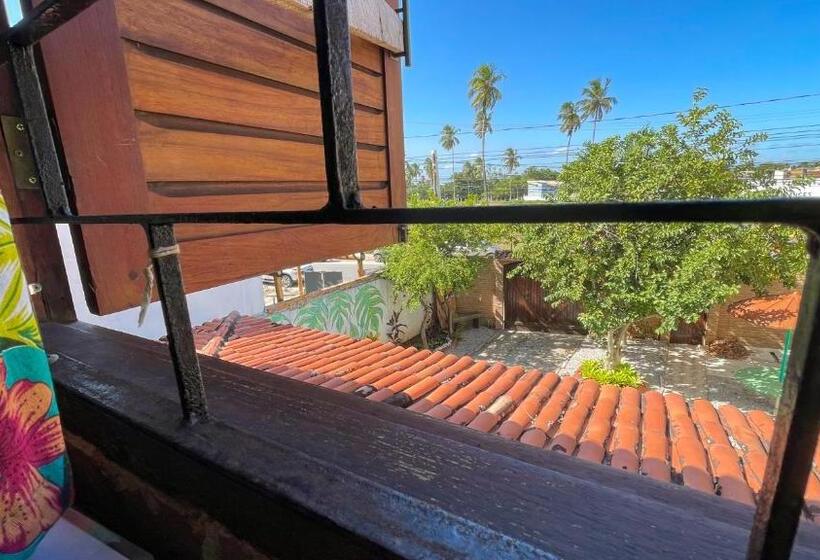 Семейный Номер Вид на Сад, Pousada São Jorge Sinta Se Em Casa 1 Minuto A Pé Da Praia Localizada Na Principal Av Da Praia Café D